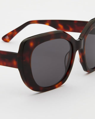 Jessica Turtle Brown Zonnebrillen