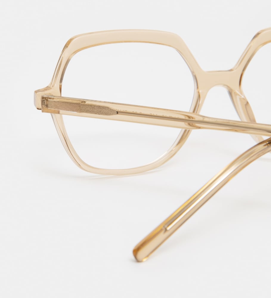 Andrea Caramel Readers