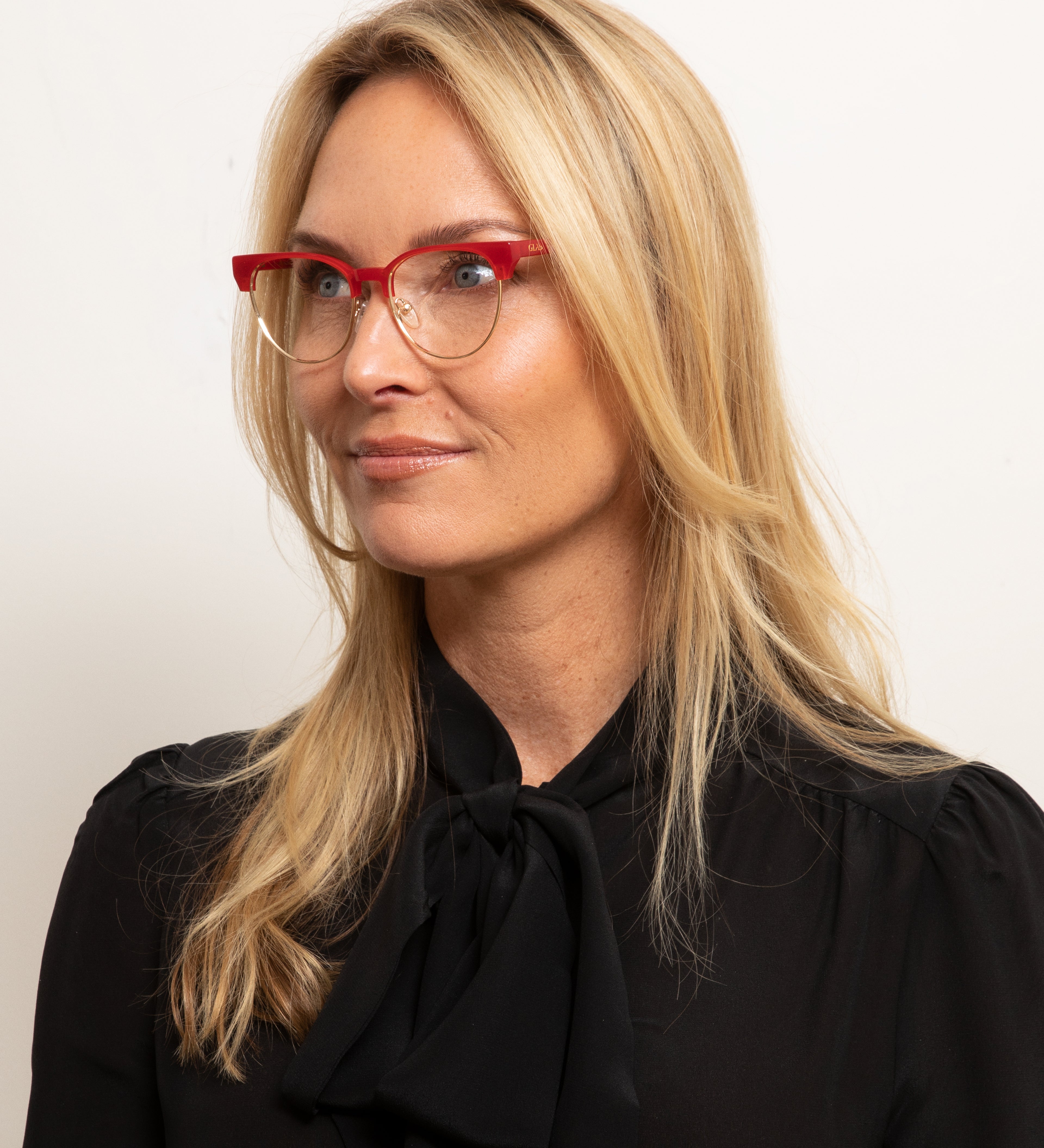 Barbro Red Blue Light