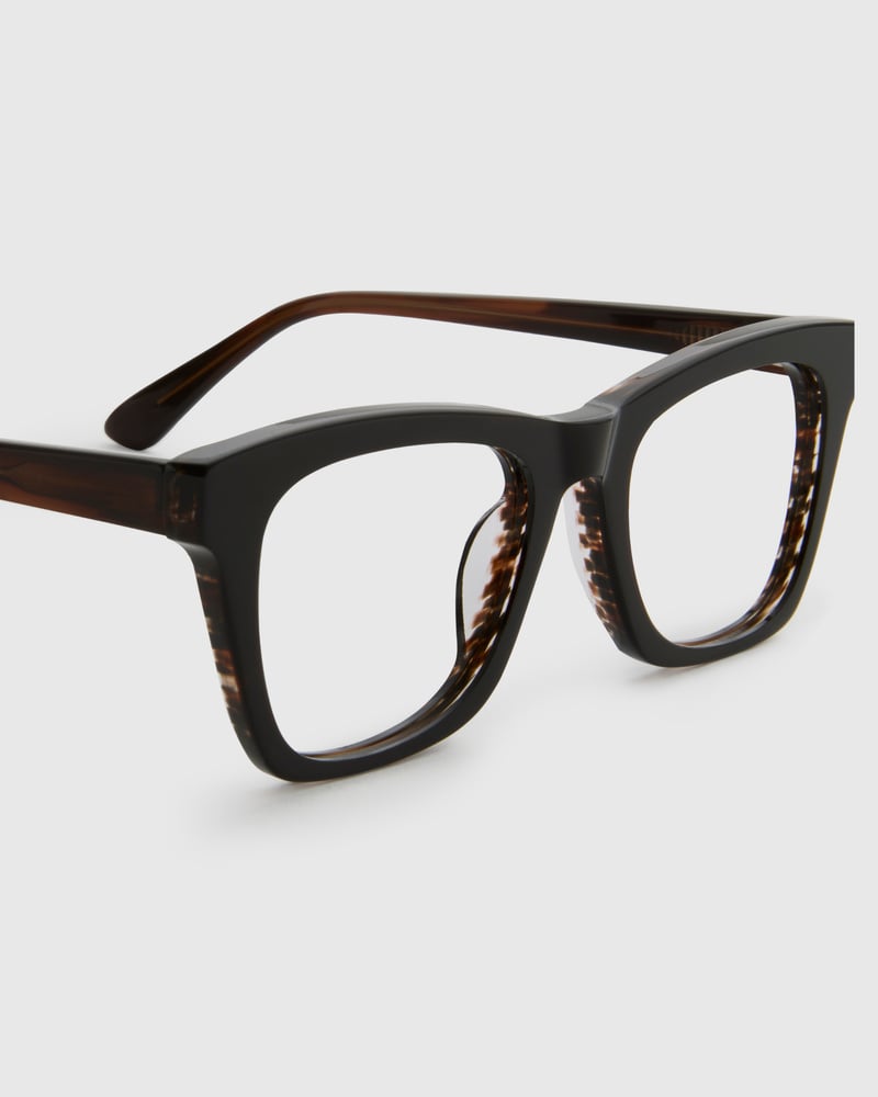 Elin Smoky Hazel Readers